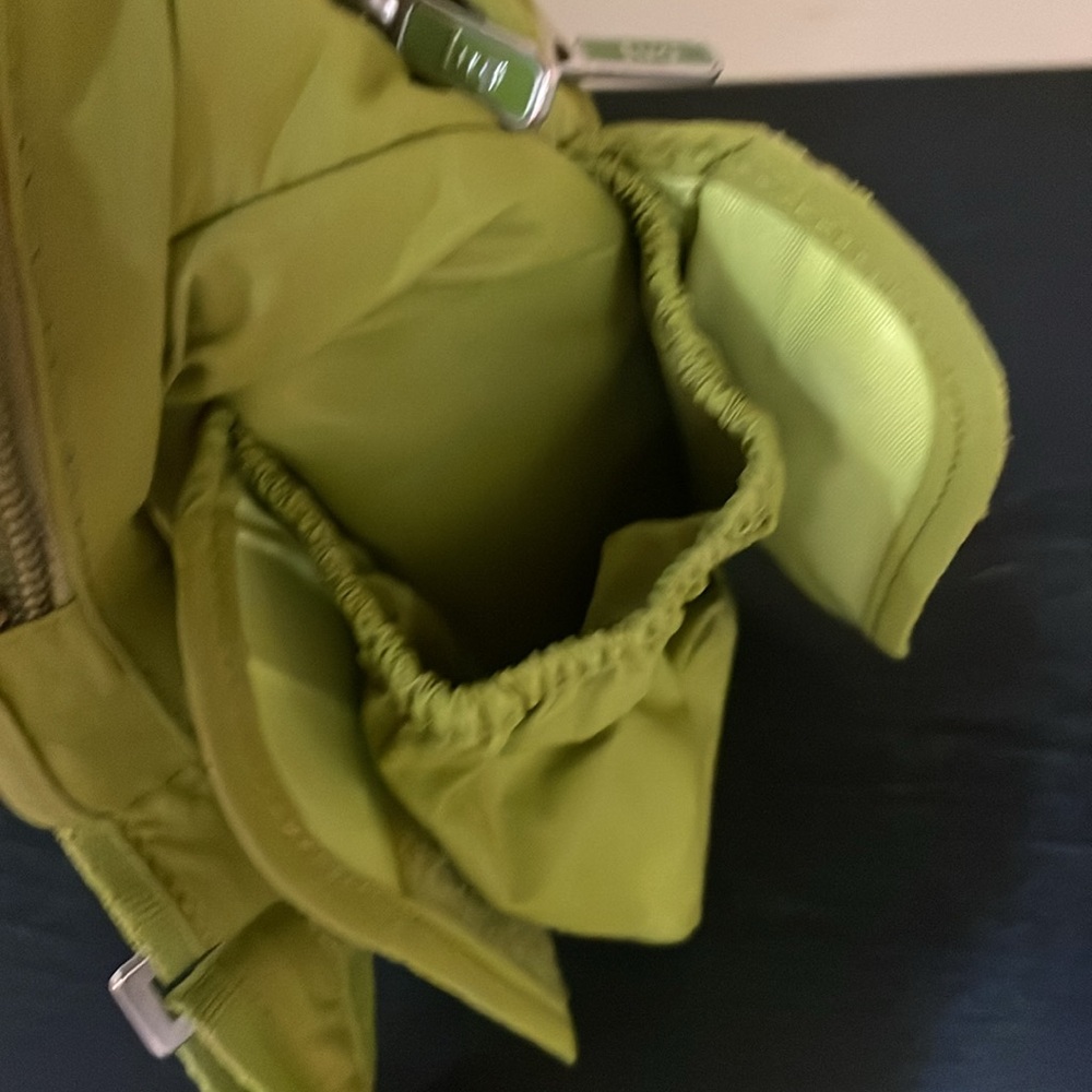 Lug Flutter Mini Cross Body Bag - Picture 6 of 8